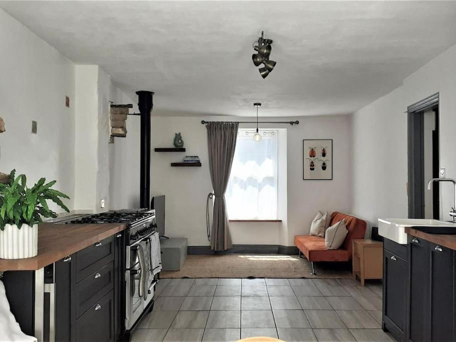 Newly Renovated Characterful Cottage, Wheal Rose Scorrier Buitenkant foto