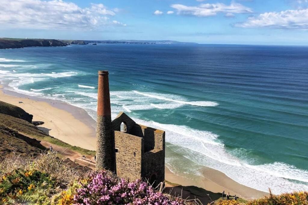 Newly Renovated Characterful Cottage, Wheal Rose Scorrier Buitenkant foto